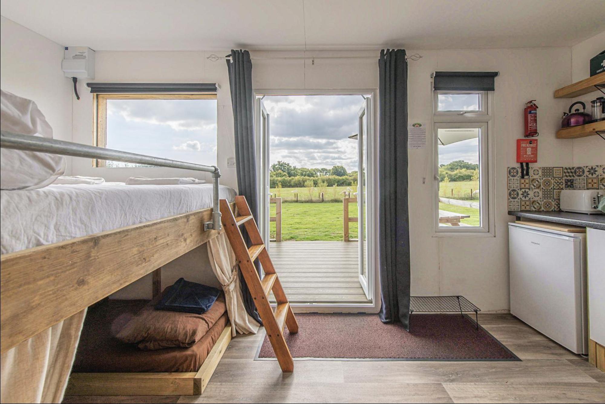Dartmoor Reach Alpaca Farm Heated Cabins 5 Mins Drive To Dartmoor بوفي تريسي المظهر الخارجي الصورة